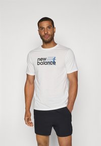 New Balance GRAPHIC  - Sporta krekli - grey