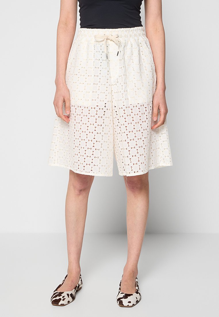 drykorn Shorts crème