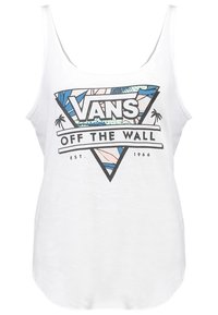 Top sin mangas blanco que presenta un diseño gráfico colorido con un triángulo azul y rosa, y el texto "VANS OFF THE WALL."