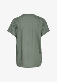 Unselected, balsam green