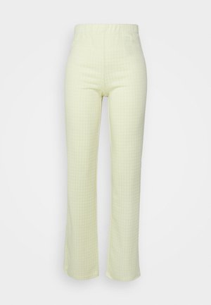 Calças de padrão xadrez amarelo claro, com um cós elástico e um design de perna larga. Textura suave, adequadas para uso casual.
