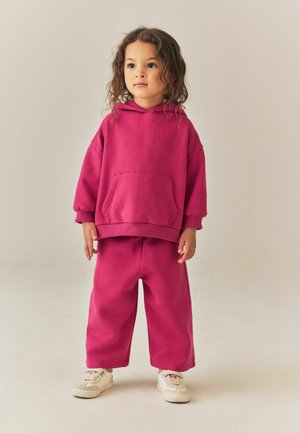 Next, REGULAR FIT - WIDE LEG JOGGERS - Spodnji del trenirke - berry pink