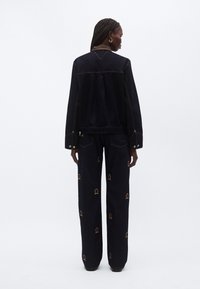 Tommy Jeans CHORE JACKET - Giacca di jeans - denim dark