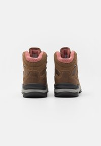 Jack Wolfskin REFUGIO PRIME TEXAPORE MID W - Zapatillas de senderismo - fawn