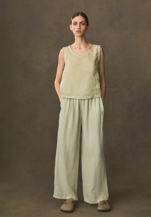 WIDE LEG - Kelnės - sage green