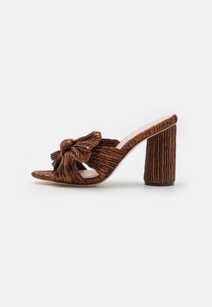 Loeffler Randall PENNY PLEATED KNOT MULE - Magas sarkú papucsszandálok - mocha