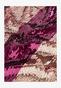 Valgt, berry red gold