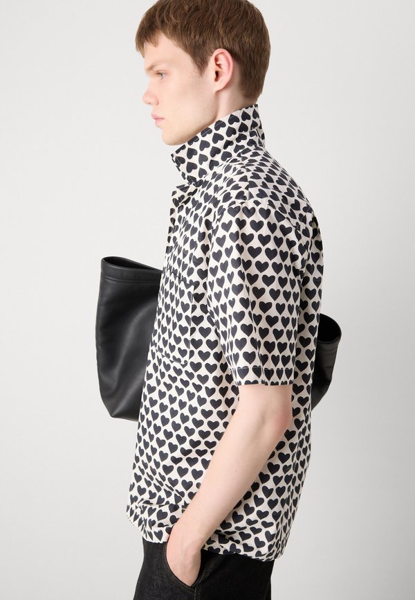 KENJI HARTS - Shirt4