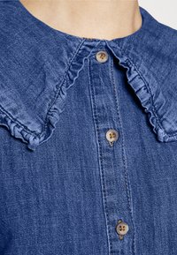 Marks & Spencer COLLAR BLOU - Blusa com botões - medium indigo