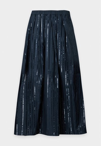Jupe midi bleu marine avec des rayures verticales noires pailletées et une taille élastique, présentée sur un fond clair uni.