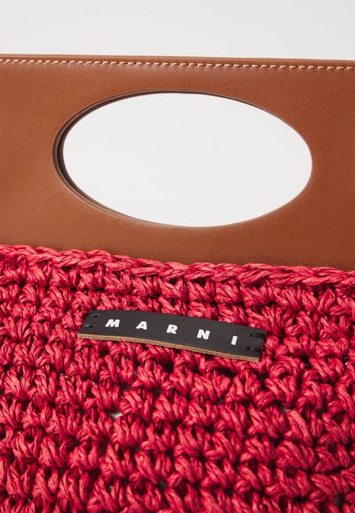 Marni LIGHT BAG UNISEX - Taška s příčným popruhem - bright red