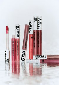 Unleashia NON STICKY DAZZLE TINT - Lip stain - nice step