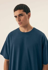 Henderson ORIENT - Pyjama set - blue