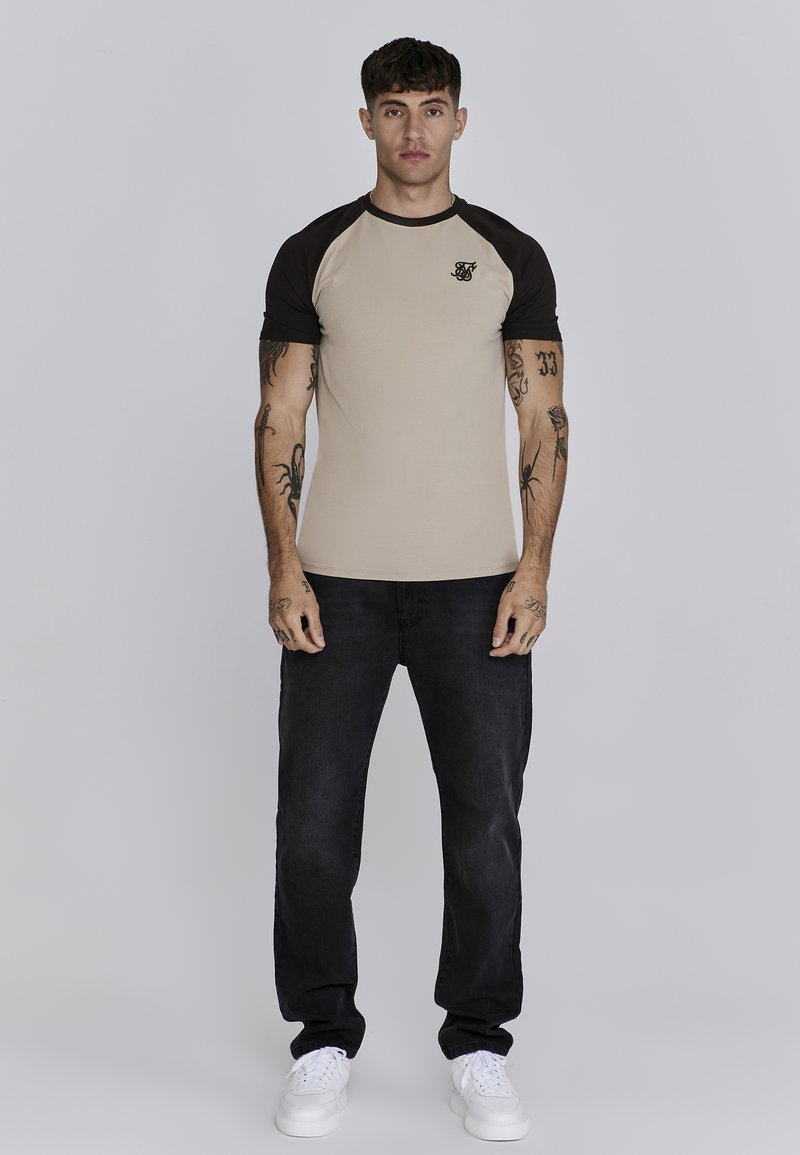 SikSilk T-shirt print bruin SikSilk T-shirt print bruin