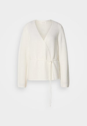 Cardigan avvolgente bianco realizzato in materiale morbido, con maniche lunghe, scollo a V profondo e dettaglio in vita legato per una vestibilità regolabile.