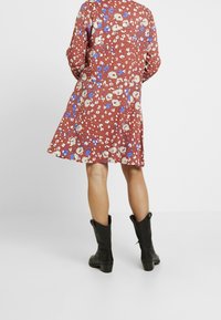 Nümph Vestido informal - red