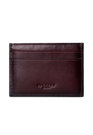 Tarjetero de cuero marrón oscuro con tres ranuras para tarjetas y logo "Hackett London" en relieve centrado en la parte inferior.