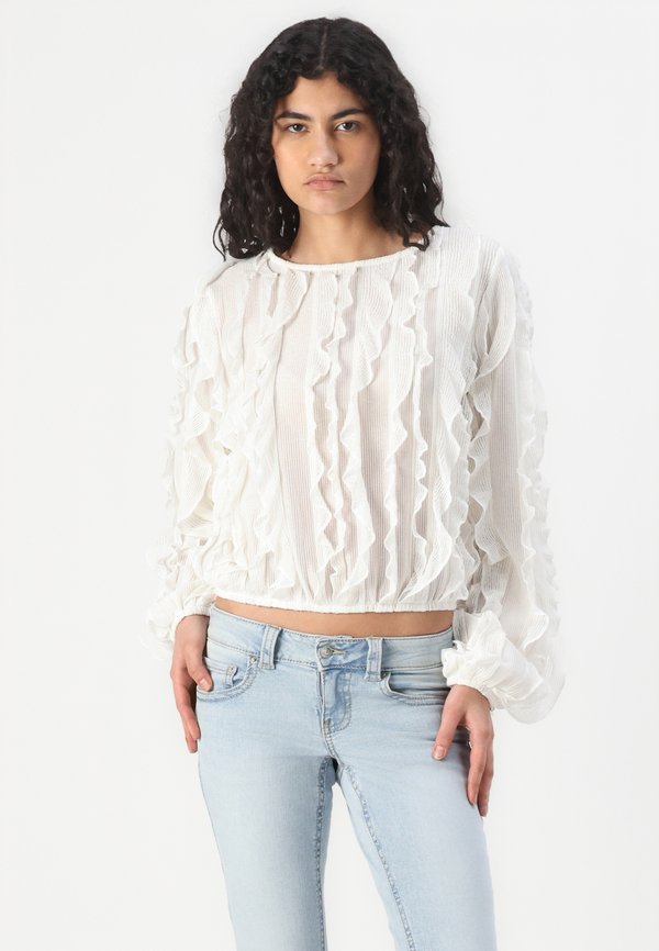 FRILL  - Blouse - ecru3
