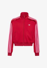 Ei valittu, team victory red
