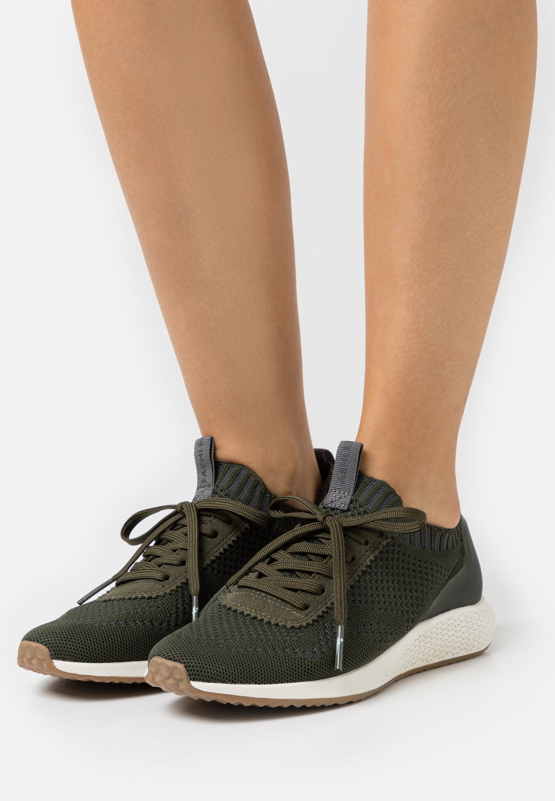 tamaris sneakers olive