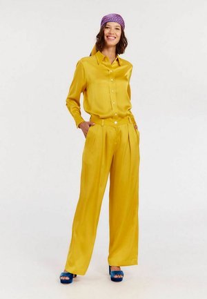 LUCIANO  - Pantalon classique - ocre