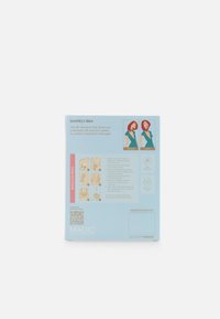 Shapely bh-emballage med illustrationer af før og efter løft, trin-for-trin vejledning til påsætning af rygfri bh samt hudvenlige, flerbrugerikoner.
