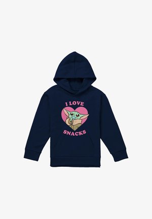Marineblauer Hoodie mit einem Cartoon von einem grünen Alien, das einen Snack in einem rosa Herz isst, darüber und darunter steht der Text „Ich liebe Snacks.“