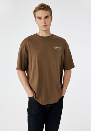 T-shirt print - brown