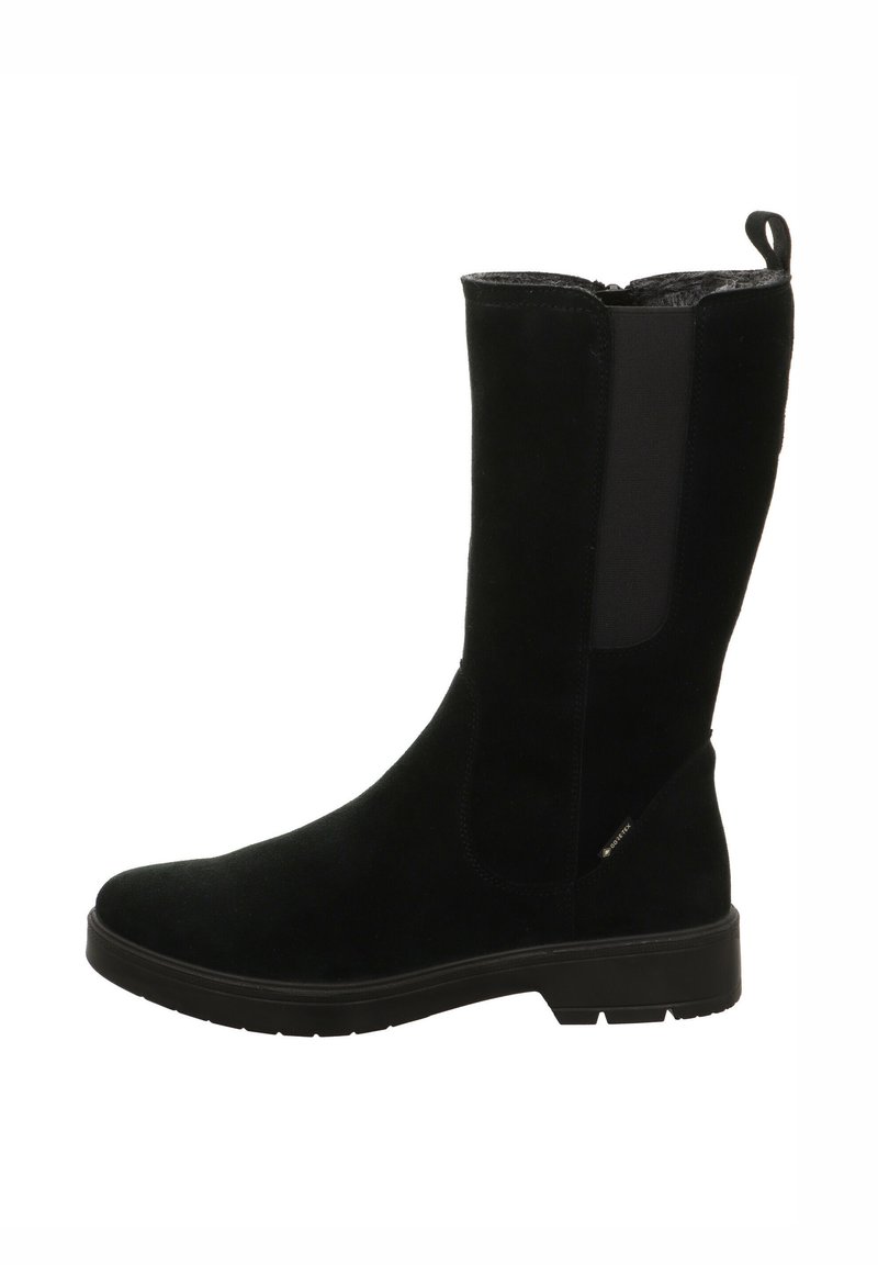 Zwarte suède kniehoge laars met elastische zijkanten, een gestructureerde rubberen zool en een trekband aan de achterkant voor makkelijk aantrekken.