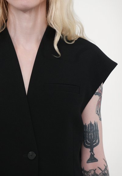 TOVE RIAN  - Vest - black