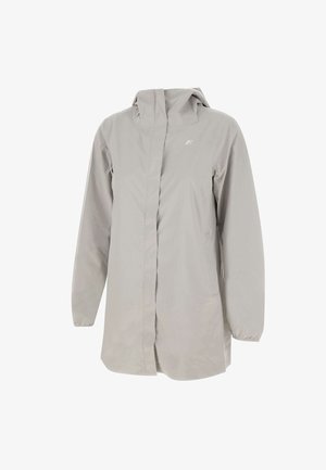 Giacca impermeabile grigio chiaro con cappuccio, chiusura frontale con zip, polsini elastici e due tasche laterali. Realizzata in materiale liscio e leggero.