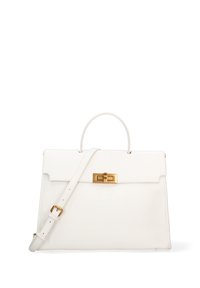 Borsa in pelle bianca con design strutturato, manico superiore, tracolla removibile e finiture dorate sulla chiusura frontale.