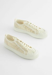 Next FOREVER COMFORT - Matalavartiset tennarit - white