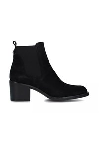 Stivale alla caviglia in suede nero con tacco a blocco, pannelli laterali elastici e un lazo per una facile calzata. Texture liscia, silhouette elegante.
