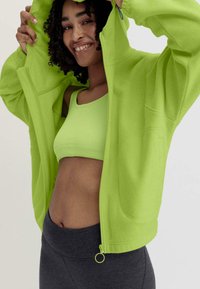 hessnatur OVERSIZE - Fleecejacke - polargrün