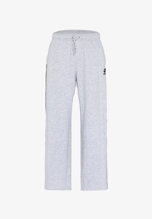 Hellgraue Jogginghose mit elastischem Bund und Kordelzug, schwarzen Seitenstreifen und kleinem schwarzen Logo am oberen linken Oberschenkel.