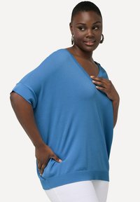 Ulla Popken SHORT SLEEVE - Jednoduché tričko - alpine blue