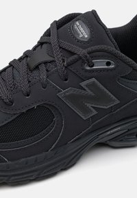 New Balance 2002 - Sneakers basse - black