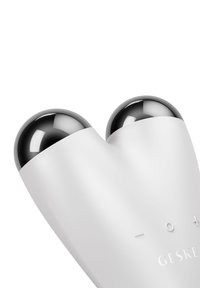 GESKE MICROCURRENT FACE-LIFTER | 6 IN 1 - Hudplejeredskab - white