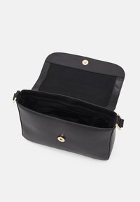 Zign LEATHER - Håndtasker - black