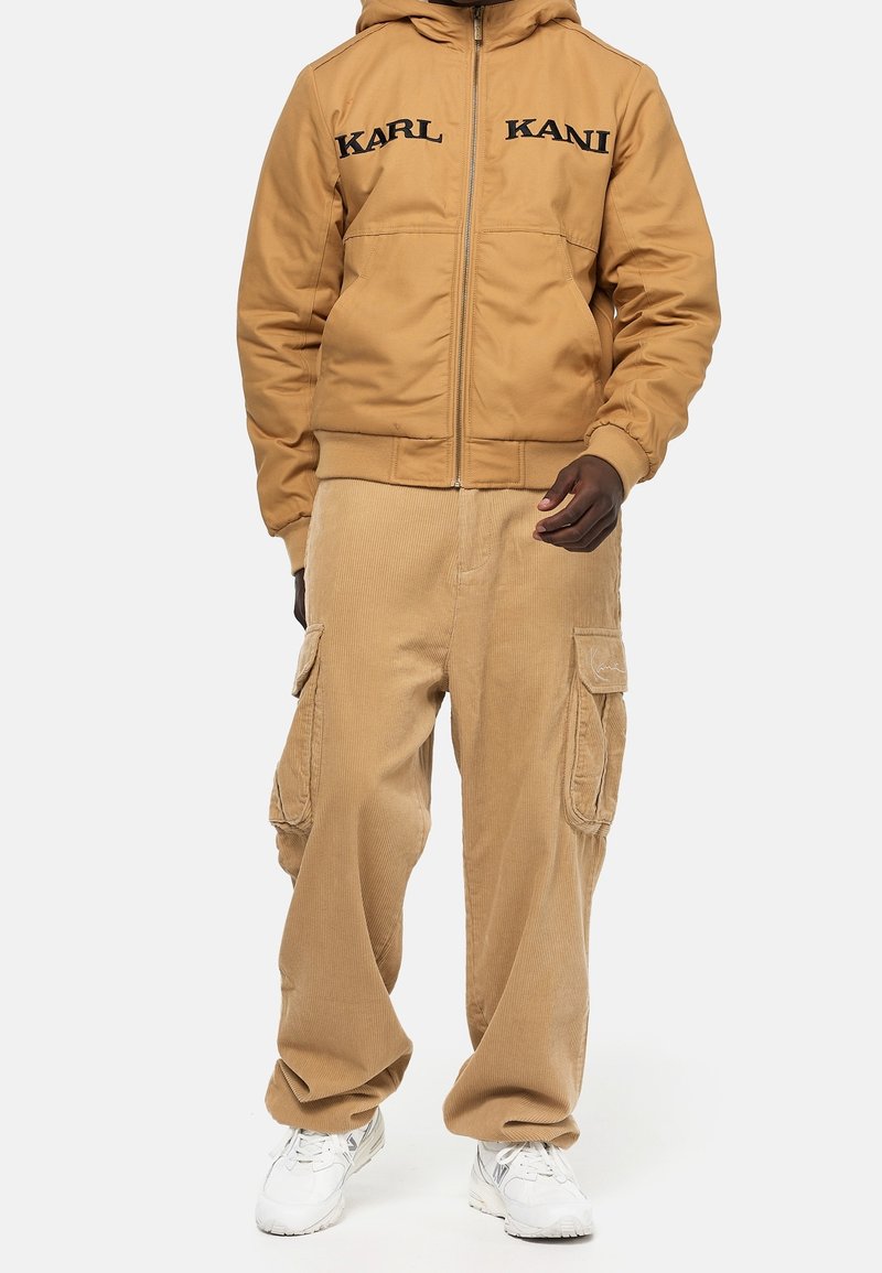 Karl Kani Bunda z umělé kůže - sand