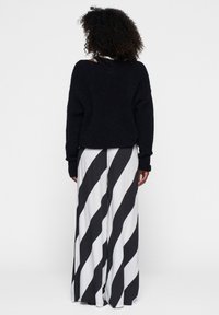 10DAYS - Sweter