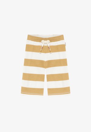 Shorts rayés courts en jaune doré et blanc, confectionnés en tissu texturé, avec une taille élastique et un cordon de serrage pour un ajustement optimal.