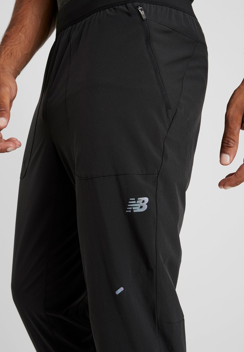 Proceso de fabricación de carreteras batalla cordura New Balance SPEED RUN CREW TRACK PANT - Pantalones deportivos - black/negro - Zalando.es Proceso de fabricación de carreteras batalla cordura New Balance SPEED RUN CREW TRACK PANT - Pantalones deportivos - black/negro - Zalando.es