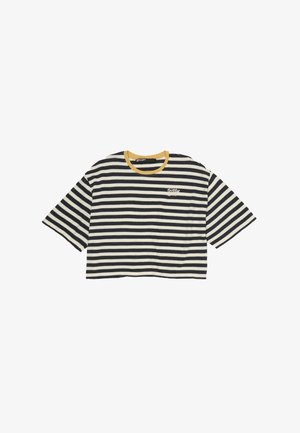 Camiseta de manga corta con rayas horizontales en blanco y negro, cuello redondo amarillo y pequeño texto bordado en blanco en el pecho.