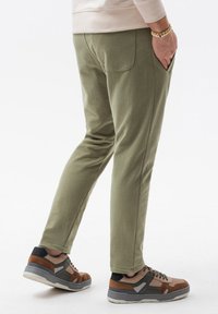 Ombre Träningsbyxor - green