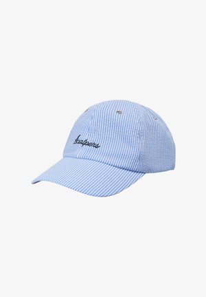 Gorra de béisbol a rayas en azul claro y blanco con texto bordado negro "scalpers" en la parte delantera y ojales metálicos en los paneles superiores.