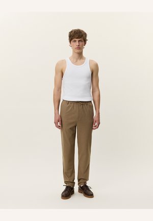 COMO TAPERED TEXTURED - Chino - caribou