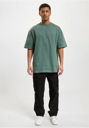 DEF, DEF ORIGINAL T-SHIRTS - T-Shirt basic - silver pine