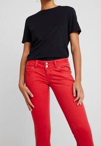 LTB Slim fit -farkut - coloured denim